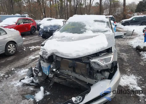 2018 Toyota Rav4 Xle from USA, damaged, VIN JTMRFREV8JJ252377